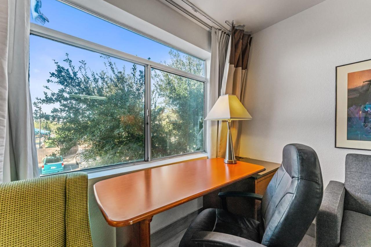 Chandler Perfect Location 1 Bedroom Экстерьер фото