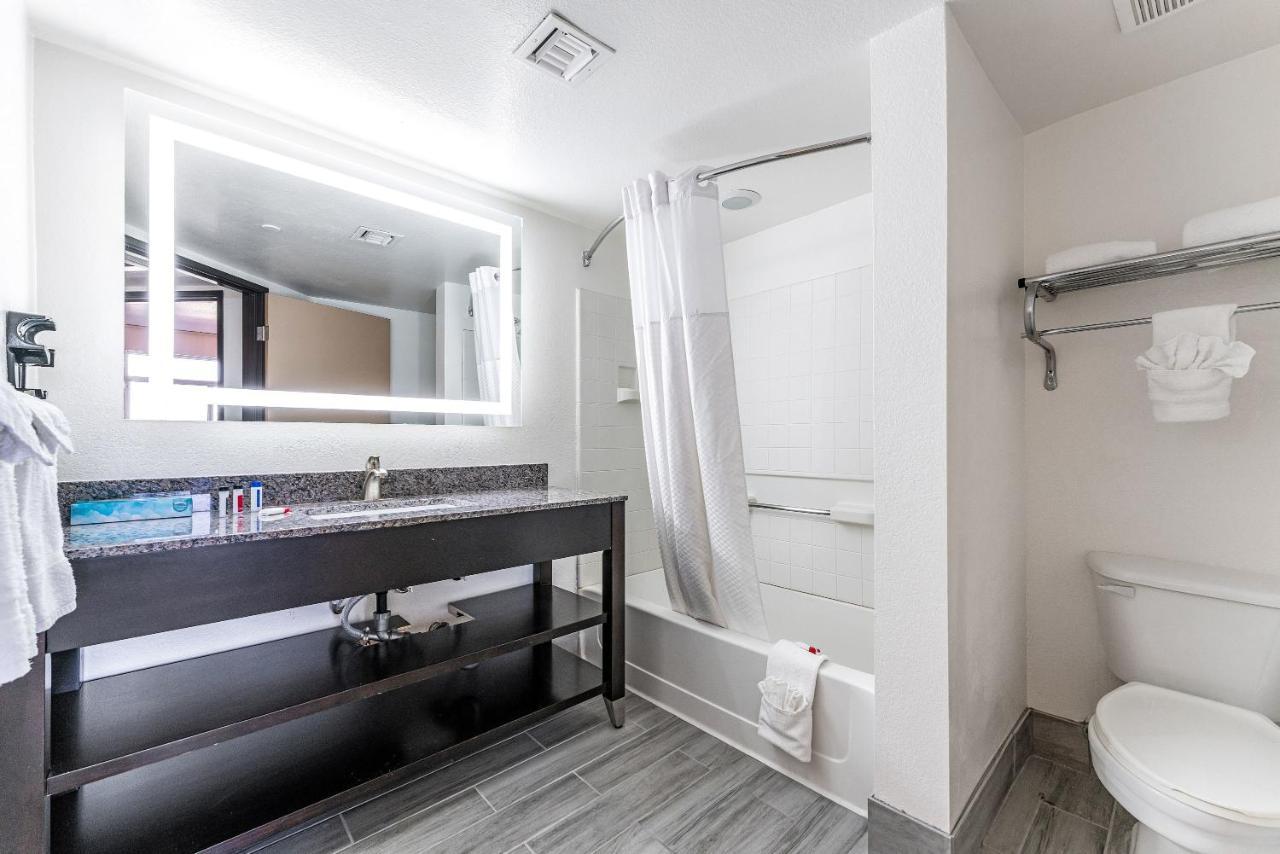Chandler Perfect Location 1 Bedroom Экстерьер фото