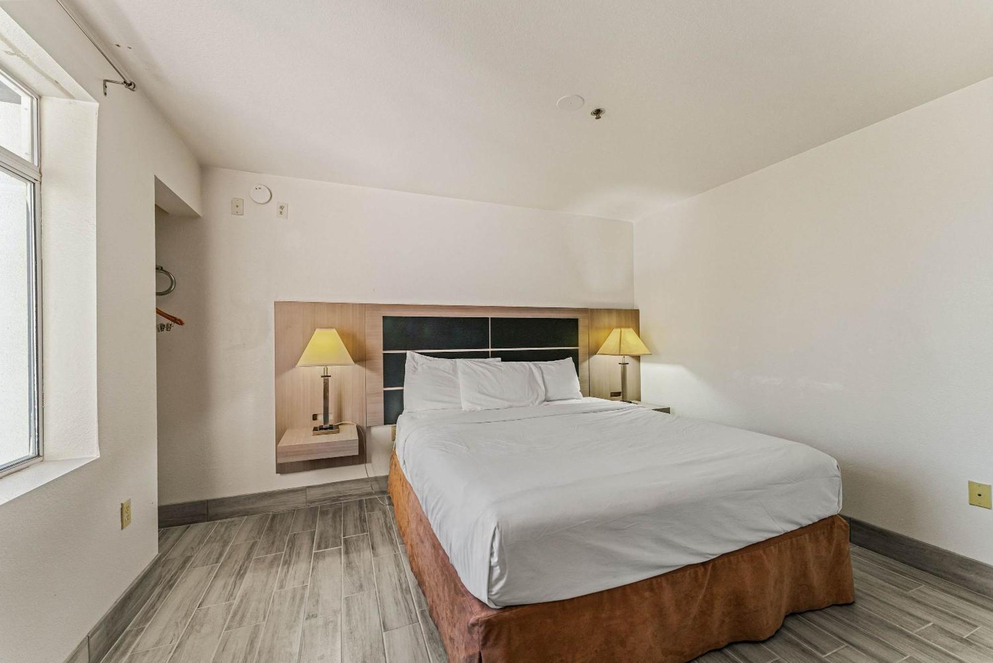 Chandler Perfect Location 1 Bedroom Экстерьер фото