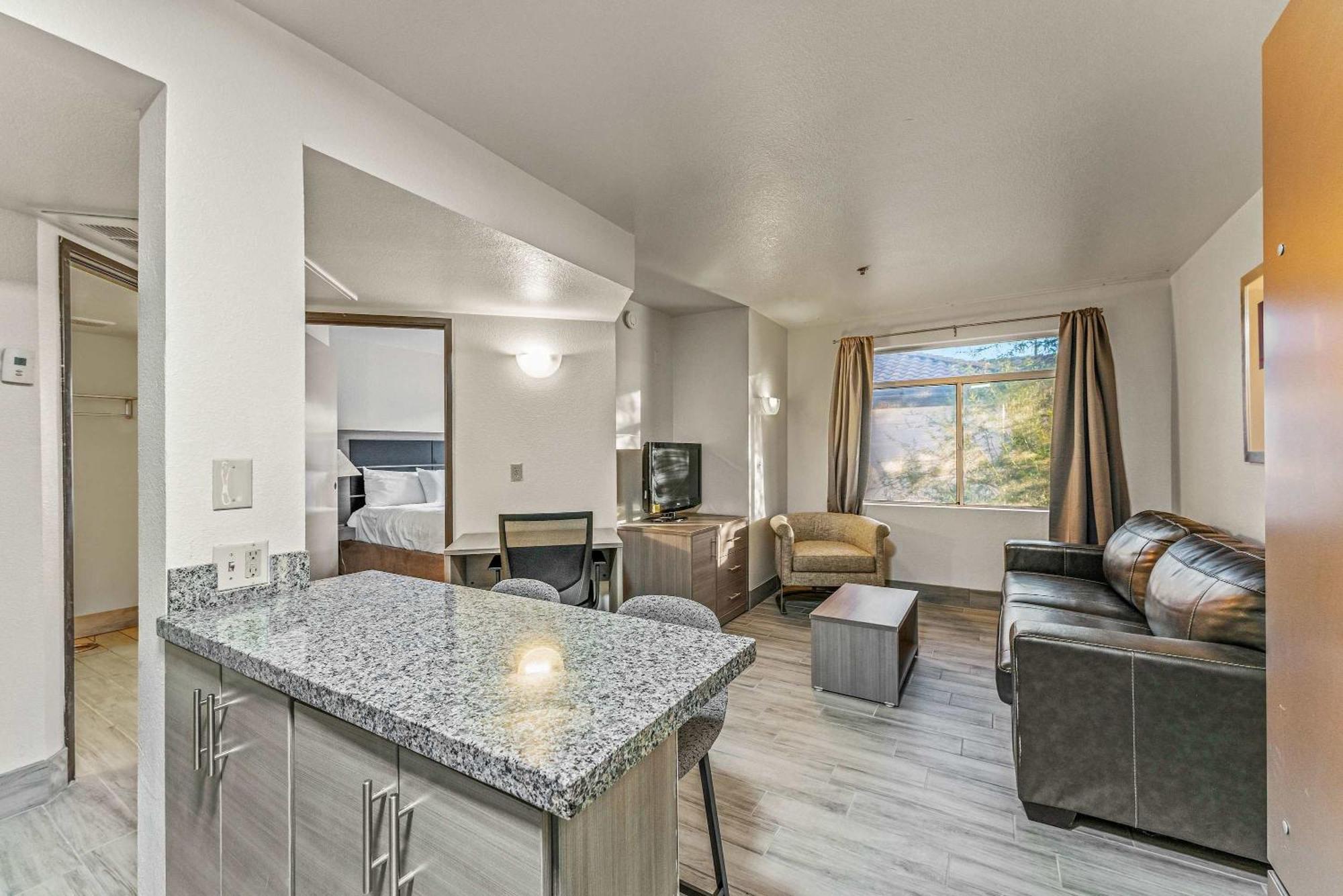 Chandler Perfect Location 1 Bedroom Экстерьер фото